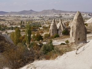 Widok na Goreme z Doliny Czerwonej Widok na Goreme z Doliny Czerwonej