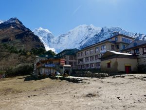 Hotel obok klasztoru w Tengboche Hotel obok klasztoru w Tengboche