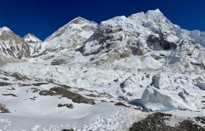 Lodowiec Khumbu w całej okazałości Lodowiec Khumbu w całej okazałości