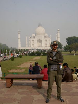 Sesja z Taj Mahal, najlepszy punkt widokowy po przejściu przez bramę Sesja z Taj Mahal, najlepszy punkt widokowy po przejściu przez bramę