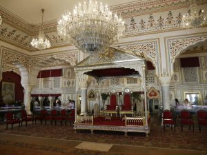 Sala tronowa w Pałacu Miejskim Sala tronowa w Pałacu Miejskim